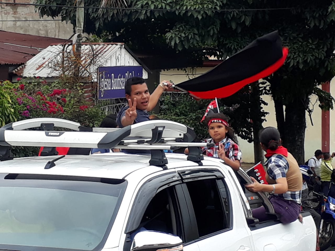 CARAVANA2